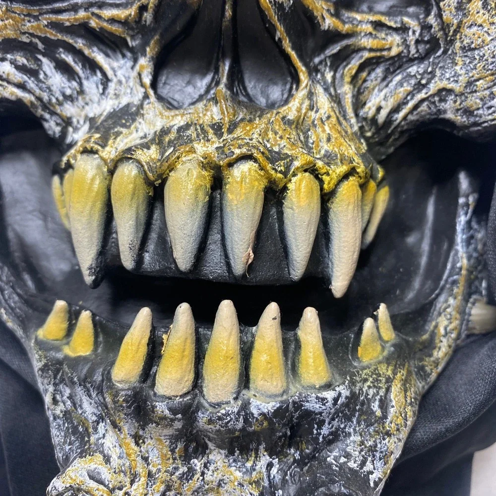 Spirit Halloween‎ Skull Mask Ghoul Crypt Creature Hood Scary Costume Accessory